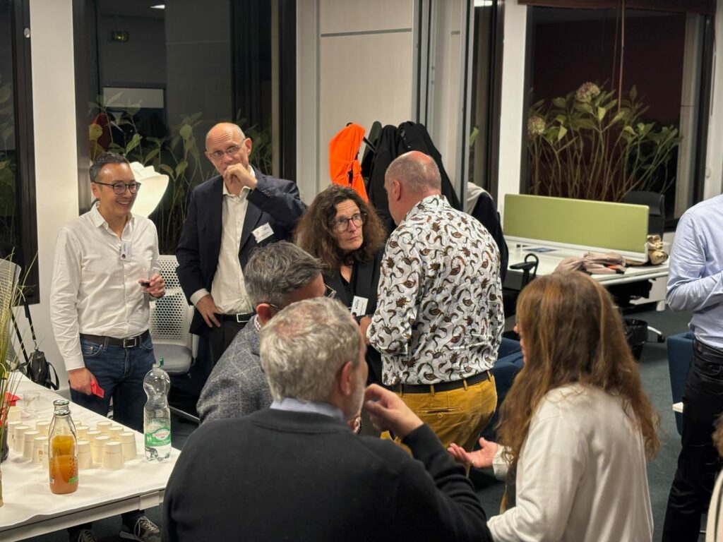 WhatsApp Image 2025-10-24 at 15.57.28 (2)